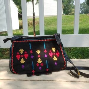 Vintage Suarez Embroidered Black Leather Suede Crossbody Bag (1472)